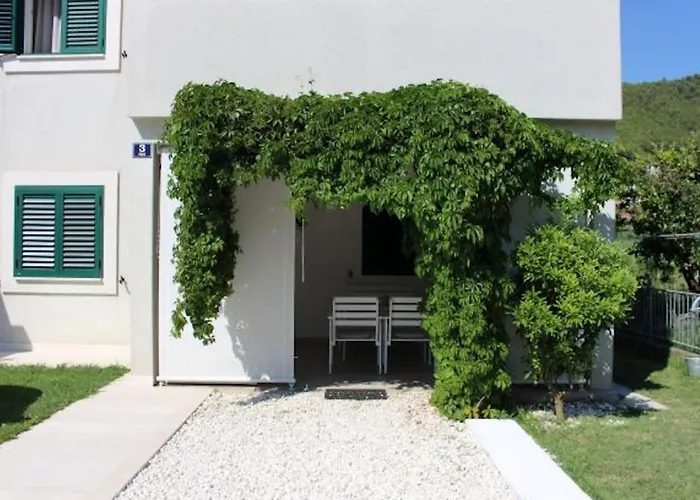 Apartment Jon Zuljana
